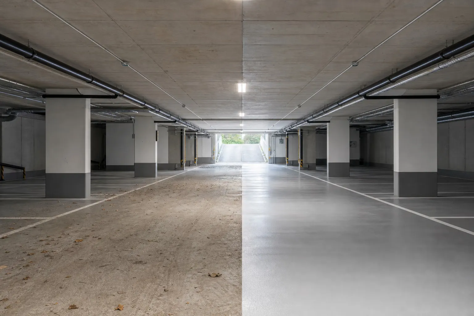 Tiefgarage vor und nach der Reinigung, als Bildvergleich